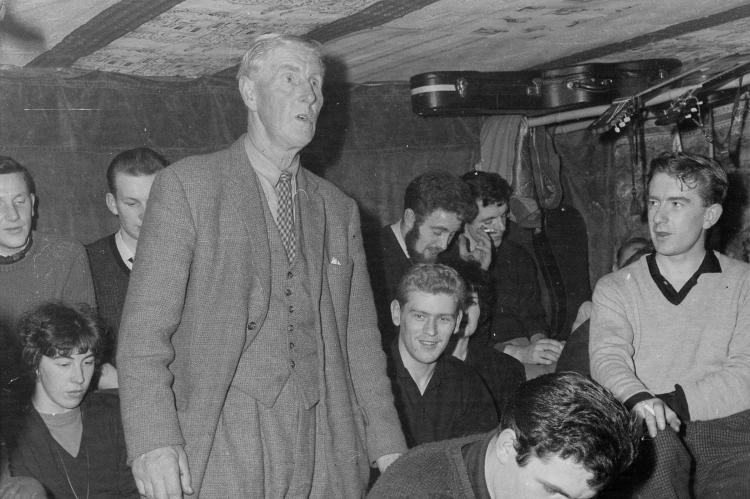 Willie Scott at The Howff Folk Club, John Watt on right